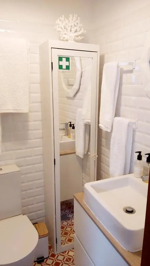 Casas Dona Vitoria Apartamento 4 Hotel Burgau Guest house